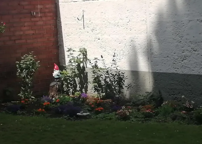 Privates, Gemuetliches アパート ノイス